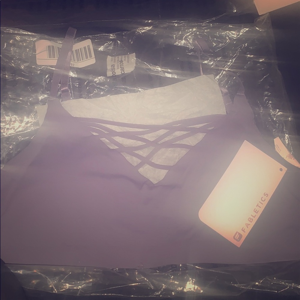 Sports bra cross design